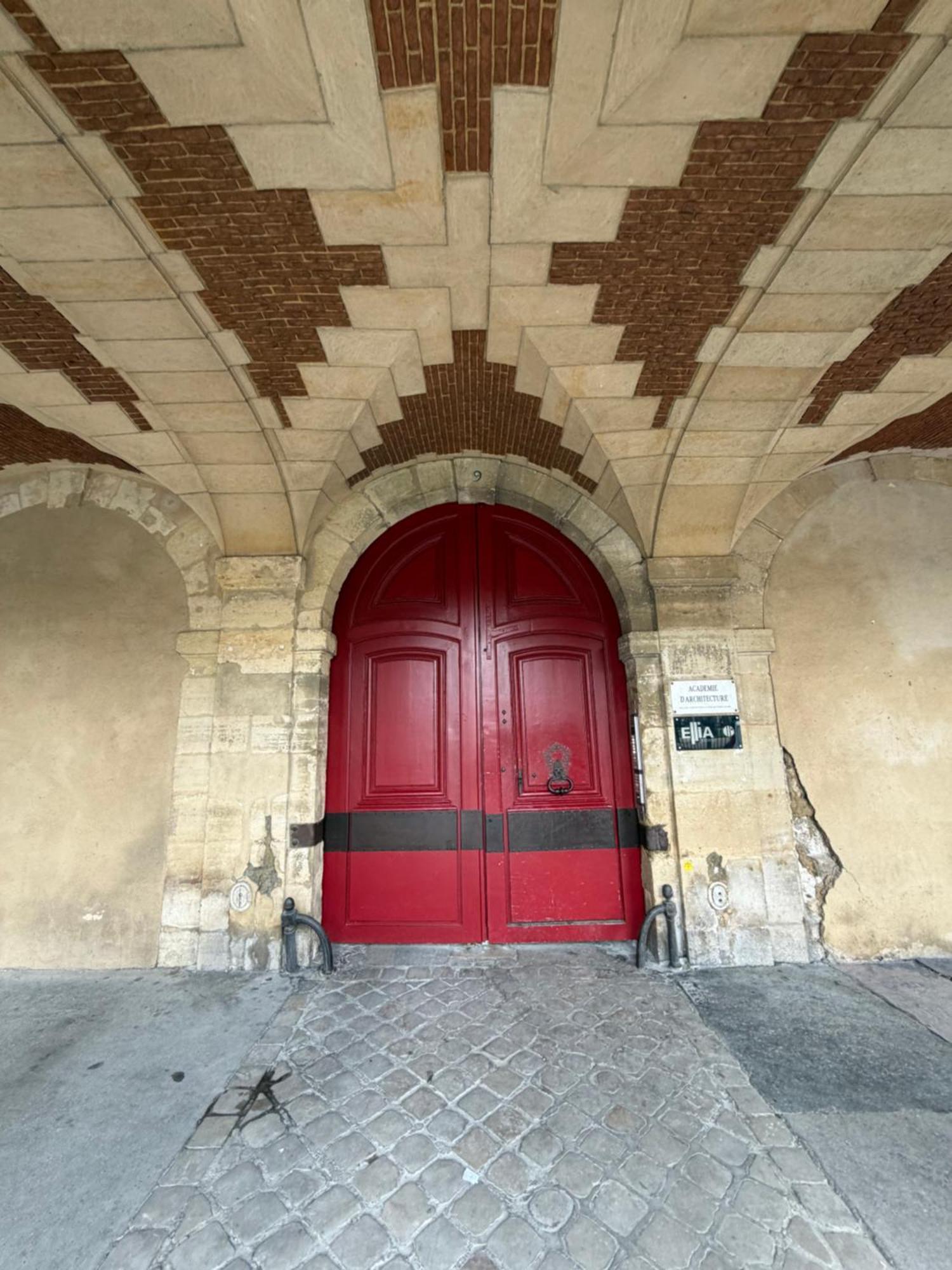 Le Marais Place Des Vosges